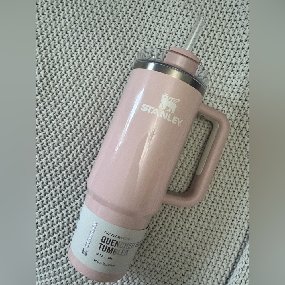 Stanley Blush Travel Mug with Handle